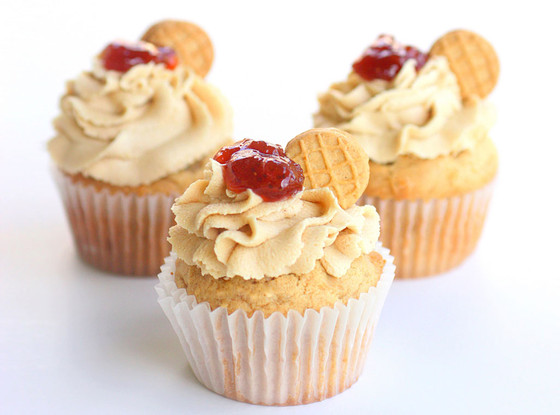 Peanut Butter and Jelly Cupcake Peanut Butter and Jelly Cupcake